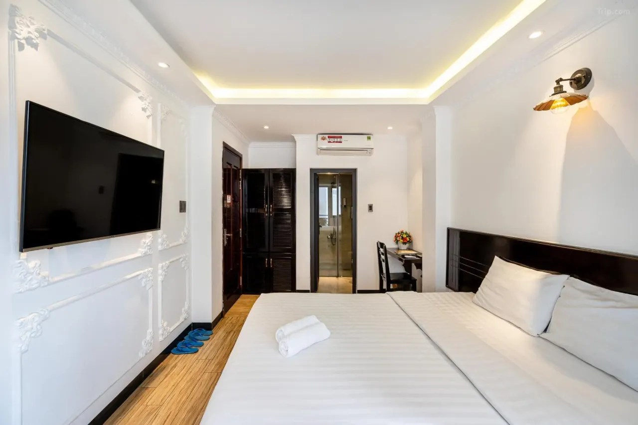 Laverne Hotel